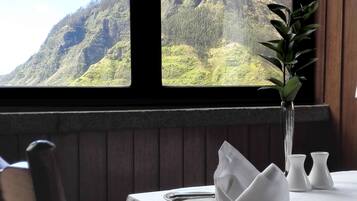 Breakfast, lunch, dinner served; garden views