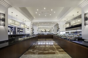 4 Restaurants, Frühstück, Mittagessen, Abendessen, türkische Küche