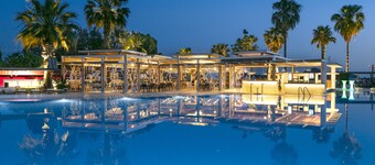 クラブ トゥアナ フェトヒイェ