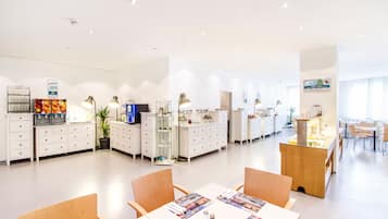 Tägliches inbegriffenes Frühstücksbuffet