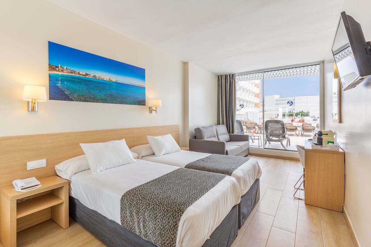 Premium La Terracita | Iron/ironing board, free WiFi, bed sheets