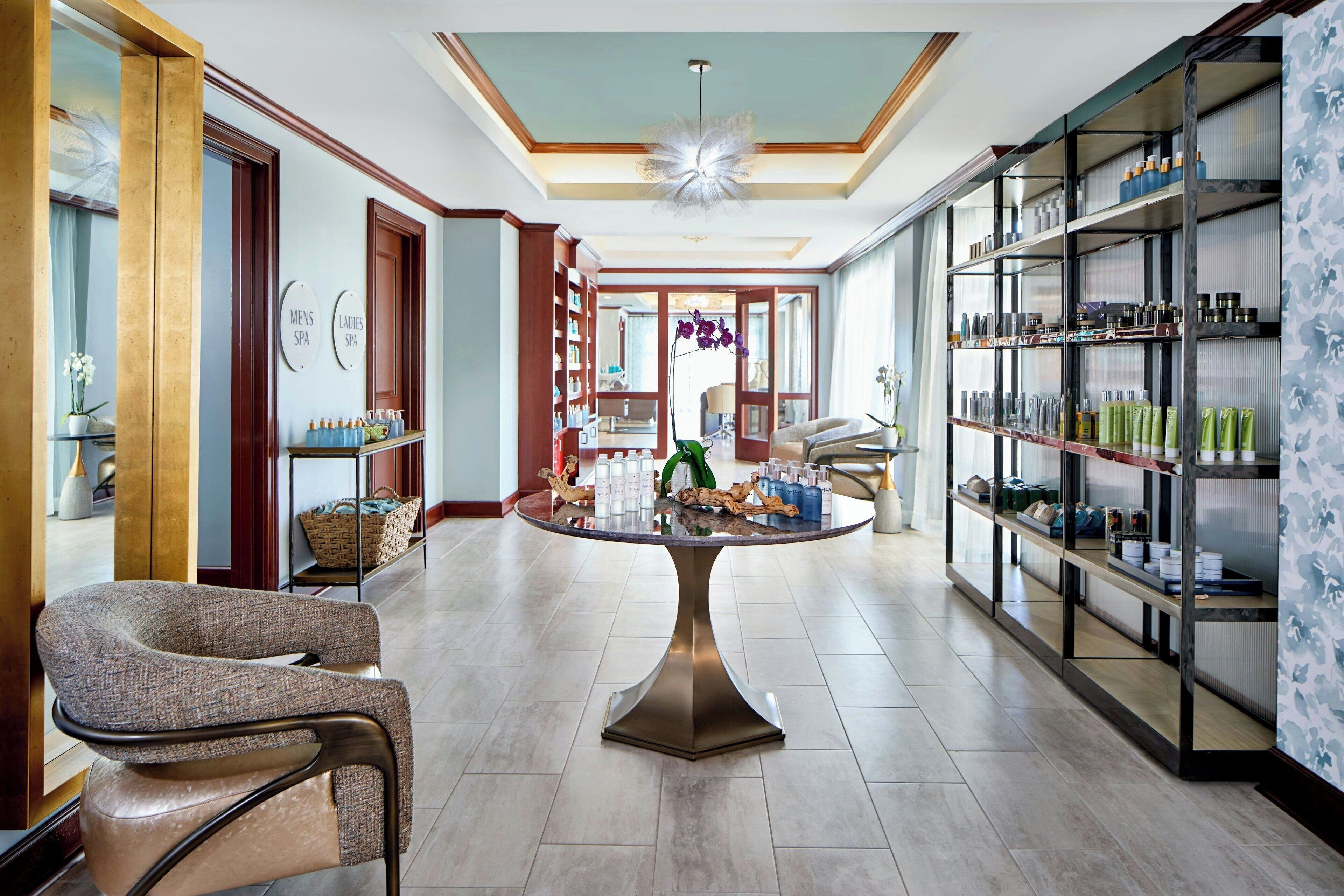 sauna, hot tub, body treatments, hydrotherapy, aromatherapy, body wraps