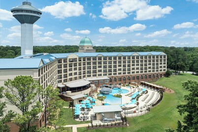 Renaissance Shoals Resort & Spa