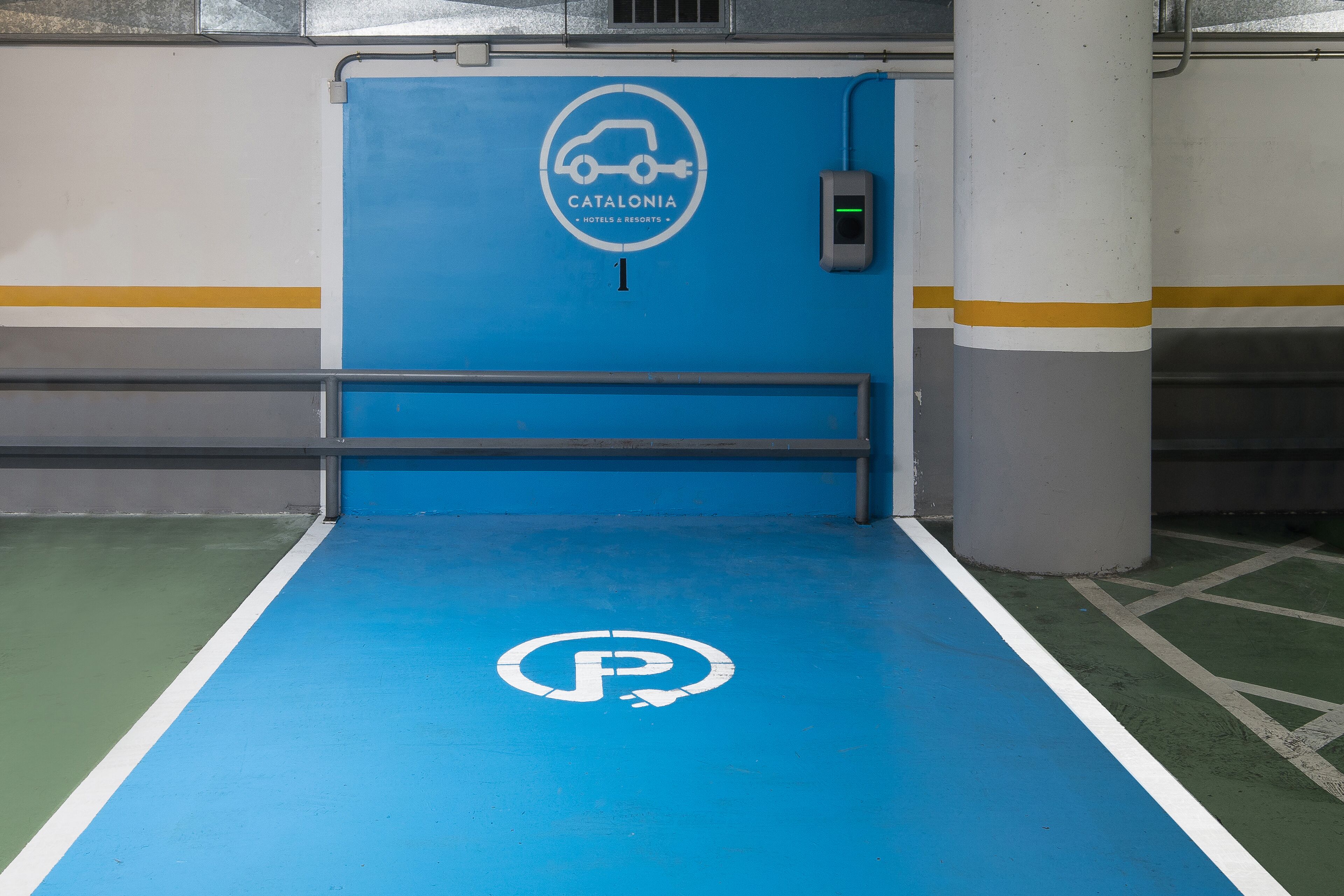 self-parking (surcharge) 22 per day