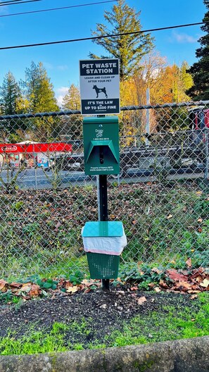 Exterior - Studio 6 Suites Portland OR- I-5 OHSU (Portland)