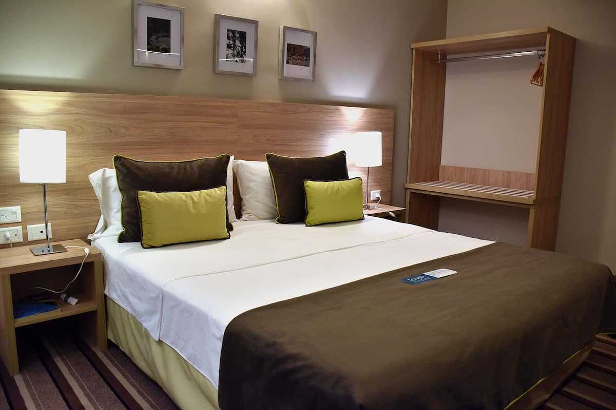 1 bedroom, minibar, in-room safe, individually decorated