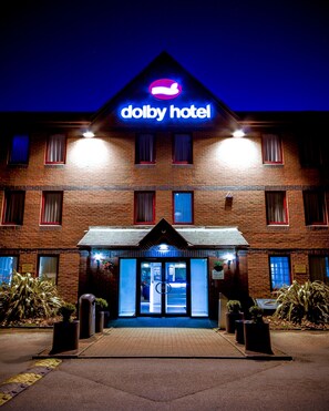 Property entrance - Dolby Hotel Liverpool (Liverpool)
