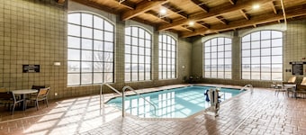 홀리데이 인 익스프레스 & 스위트 시더 폴스 - 워털루, IHG 제공