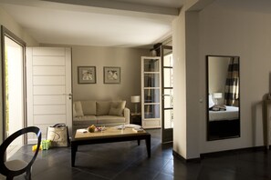 Suite Villa  | 客廳 | 平面電視、iPod 底座