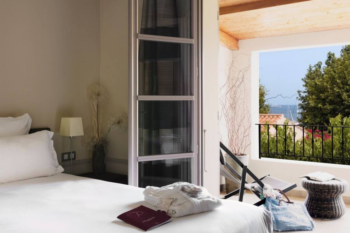 Family Quadruple Room, Garden View | Premium bedding, pillowtop beds, minibar, in-room safe