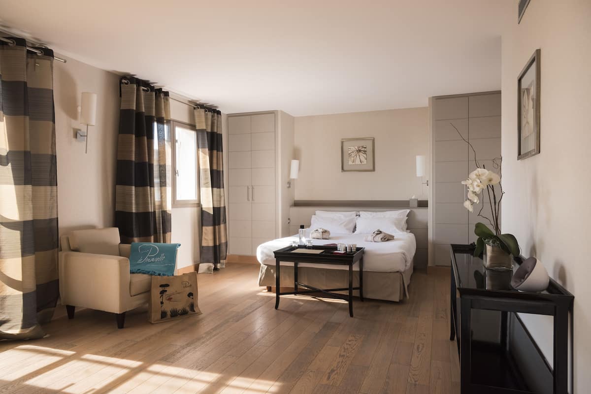 Suite Pinarello | Premium bedding, pillowtop beds, minibar, in-room safe