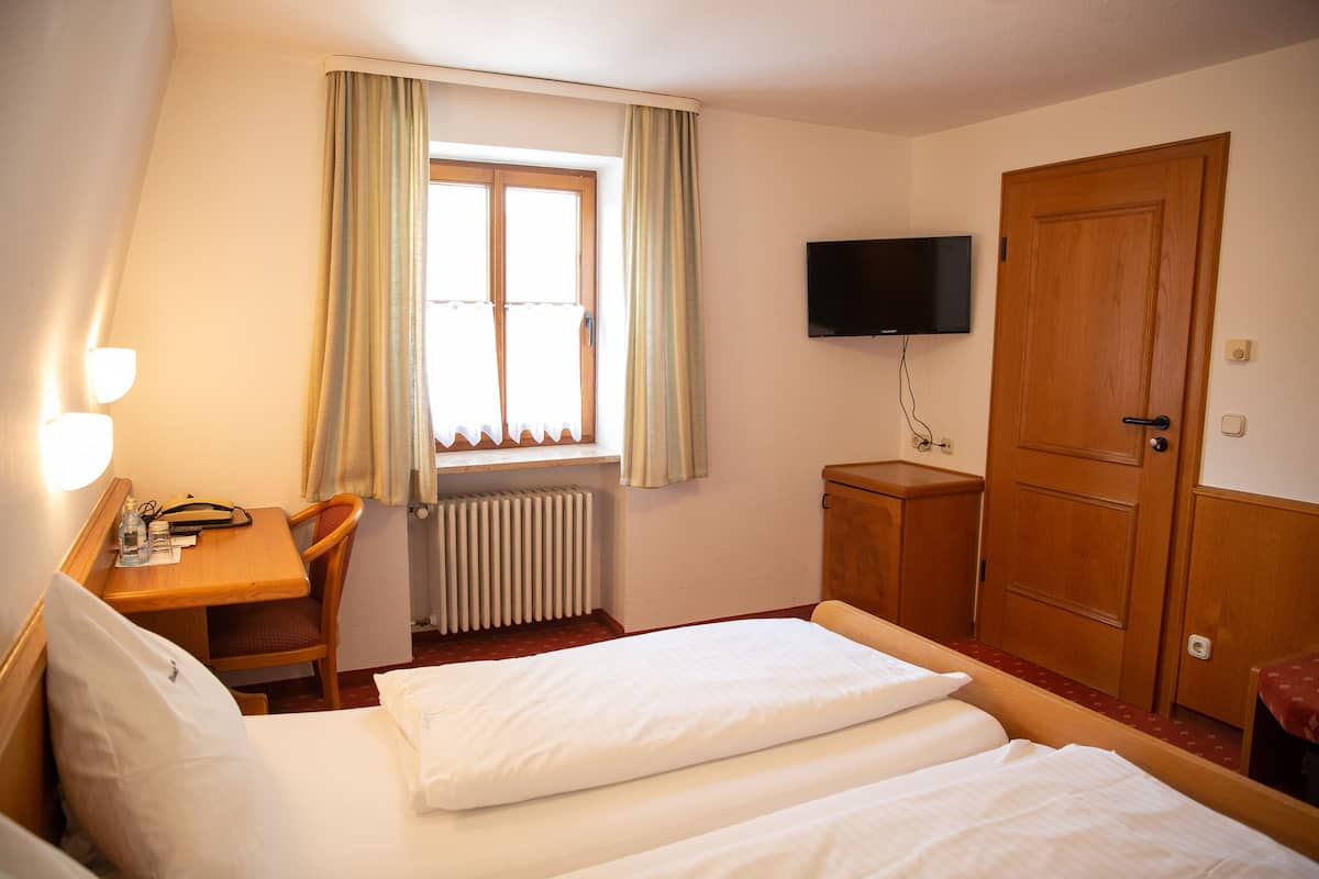 Standard Double Room, Private Bathroom