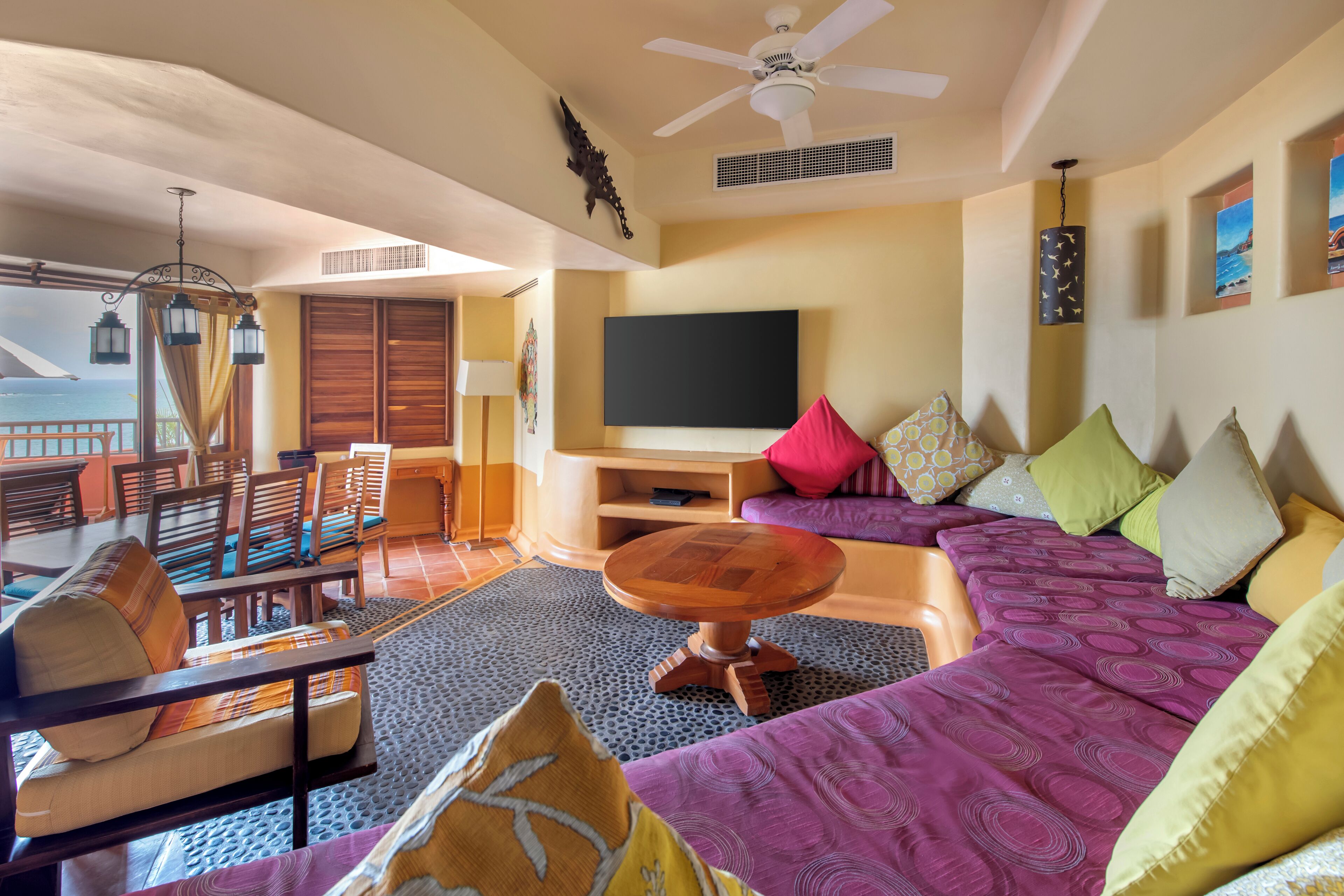 3 bedroom ocean view 2kg 2twn ste plunge pool | living area | 32-inch tv with satellite channels