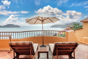 3 BEDROOM 2 KING 2 BUNK BEDS BILEVEL SUITE | Balcón