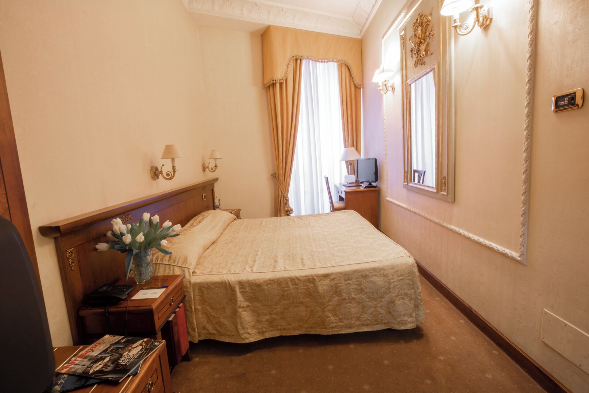 Down duvets, minibar, in-room safe, desk