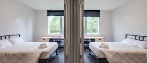 Standard Room, 2 Double Beds