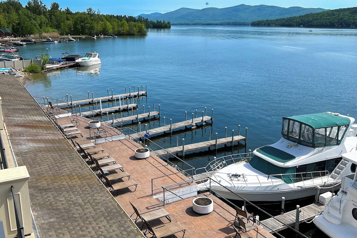 Room, 2 Queen Beds, Balcony, Lake View | Lake view