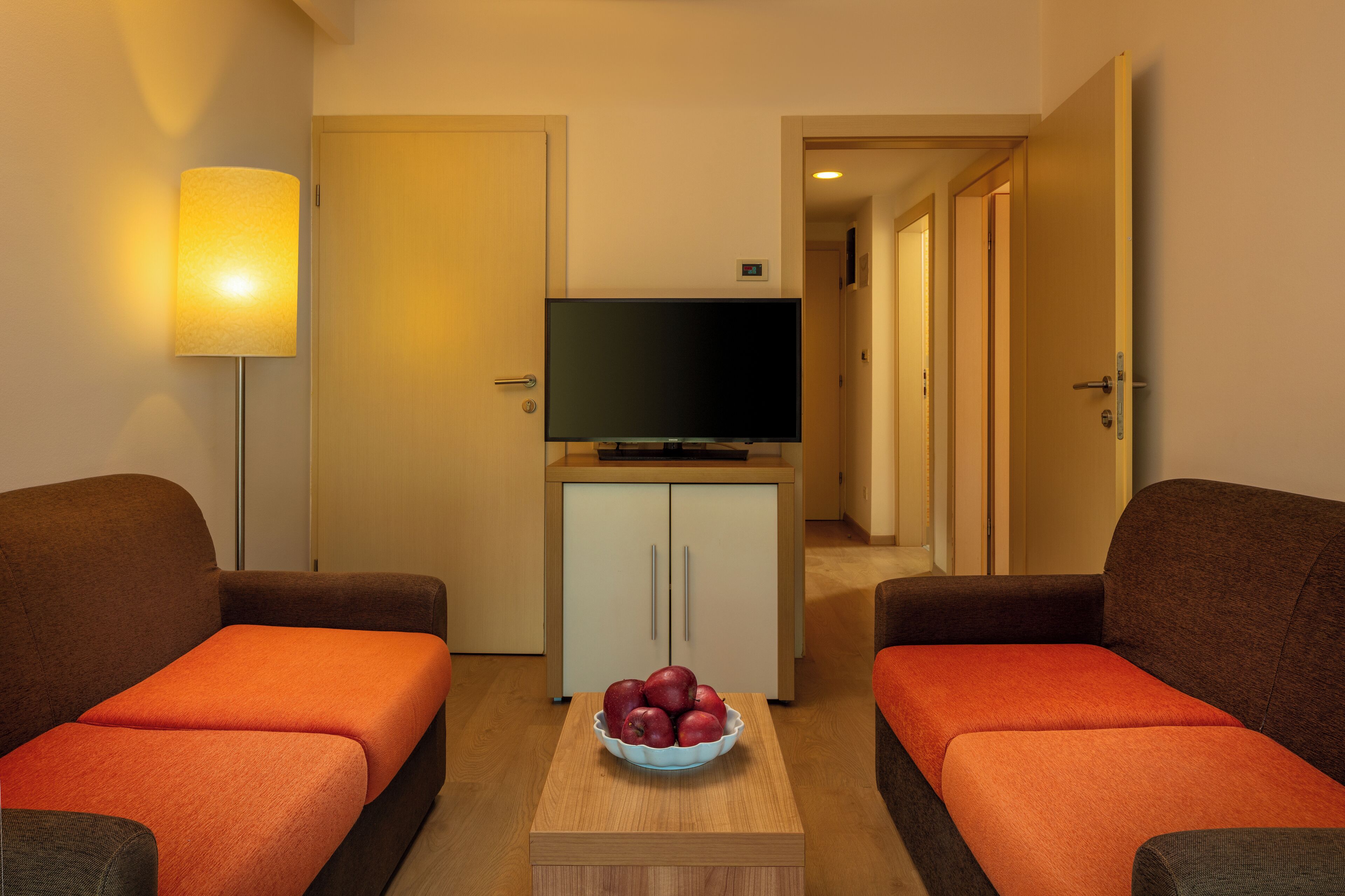 suite, balcony, sea facing | in-room safe, desk, cots/infant beds, free wifi