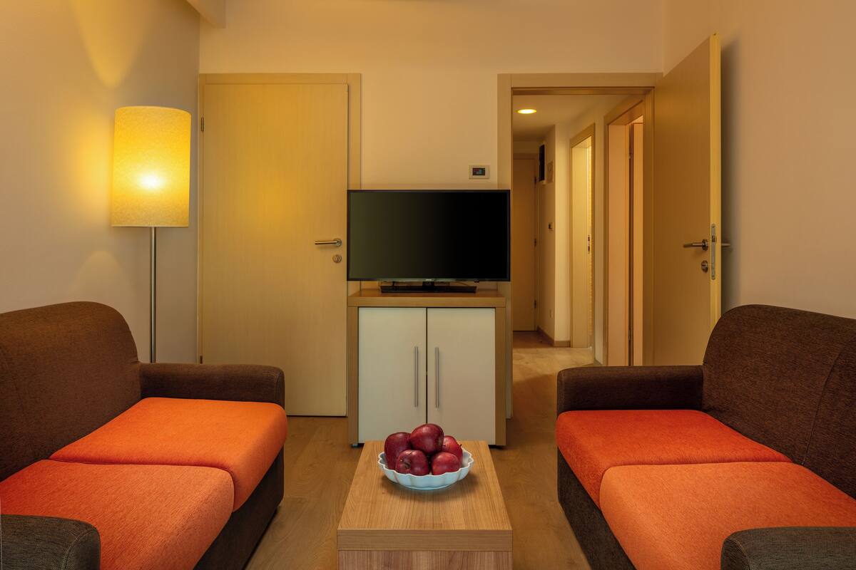 suite, balcony, sea facing | in-room safe, desk, cots/infant beds, free wifi