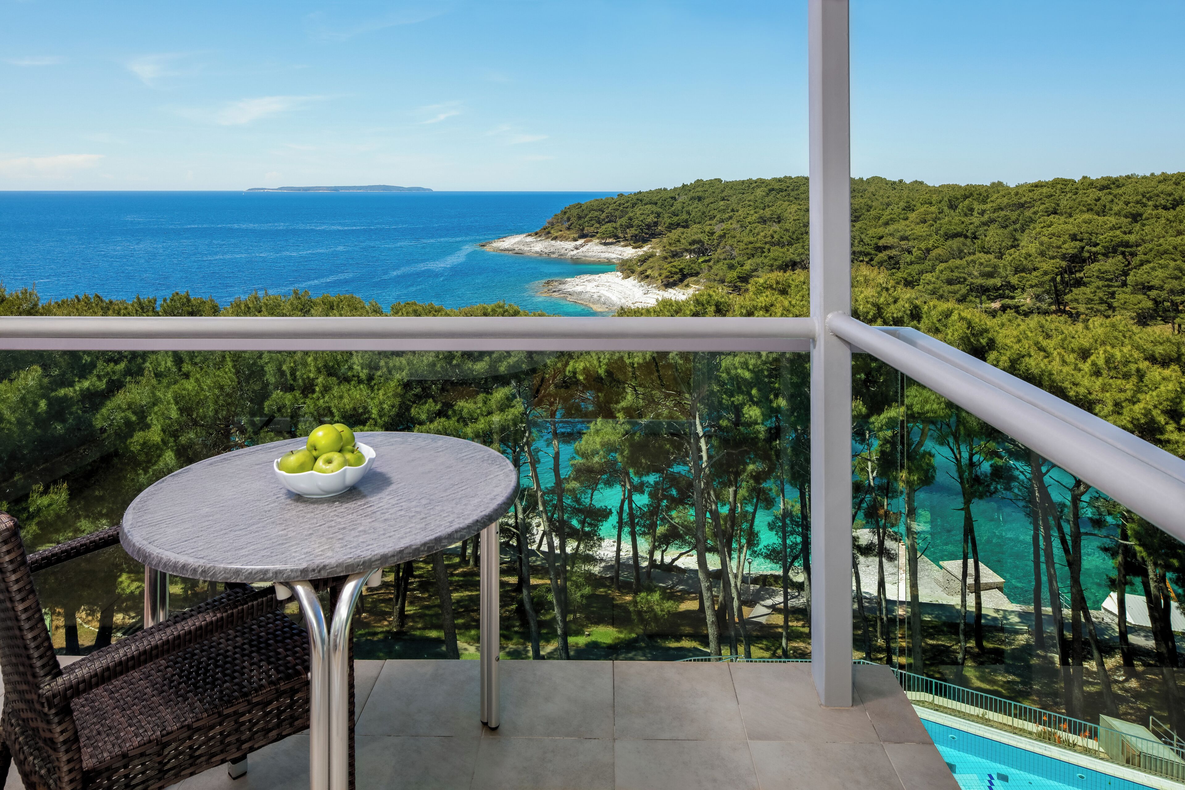 Standard Room, Balcony, Sea Facing | In-room safe, desk, cots/infant beds, free WiFi