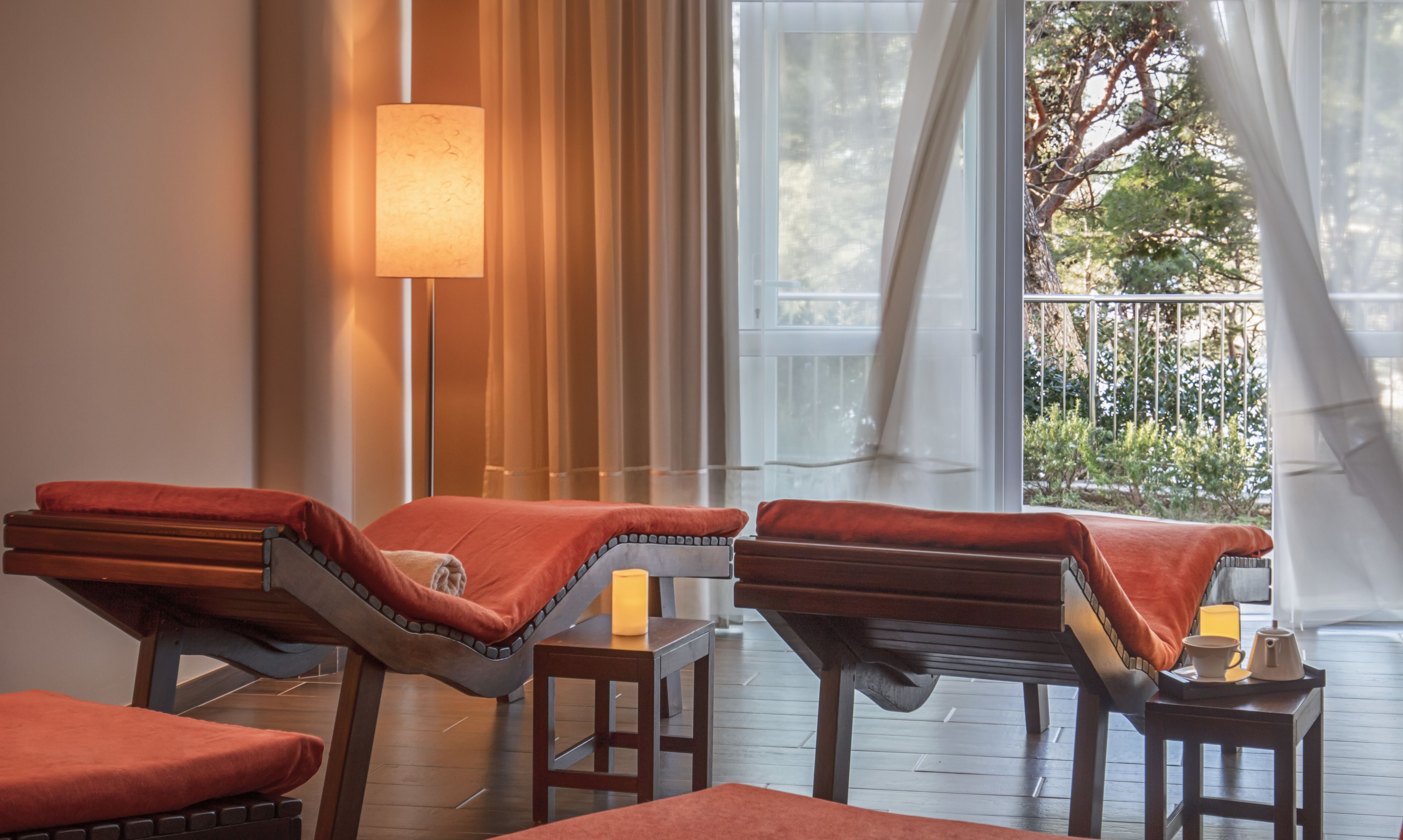 Sauna, Turkish bath/hammam, body treatments, aromatherapy, facials