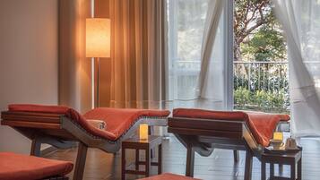 Sauna, Turkish bath/hammam, body treatments, aromatherapy, facials