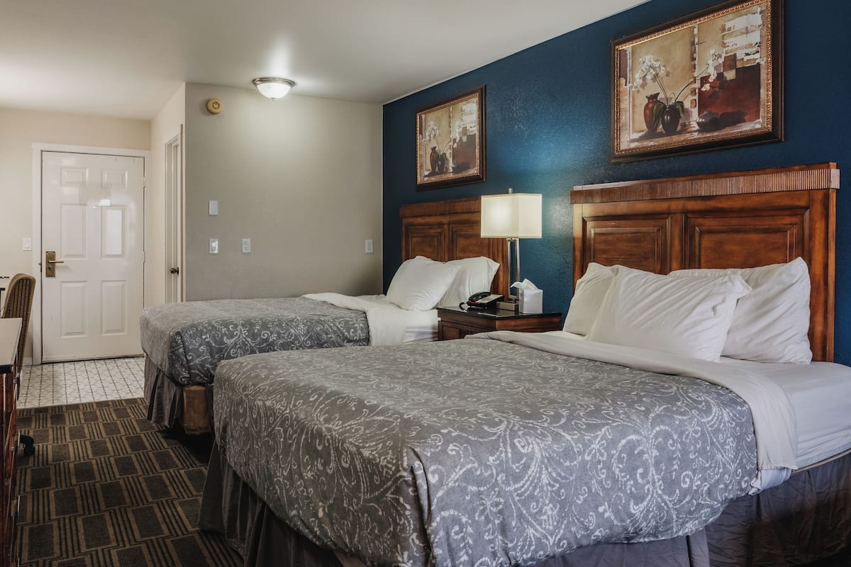 Room, 2 Queen Beds, Non Smoking (With Water View) | Desk, free WiFi, bed sheets, alarm clocks