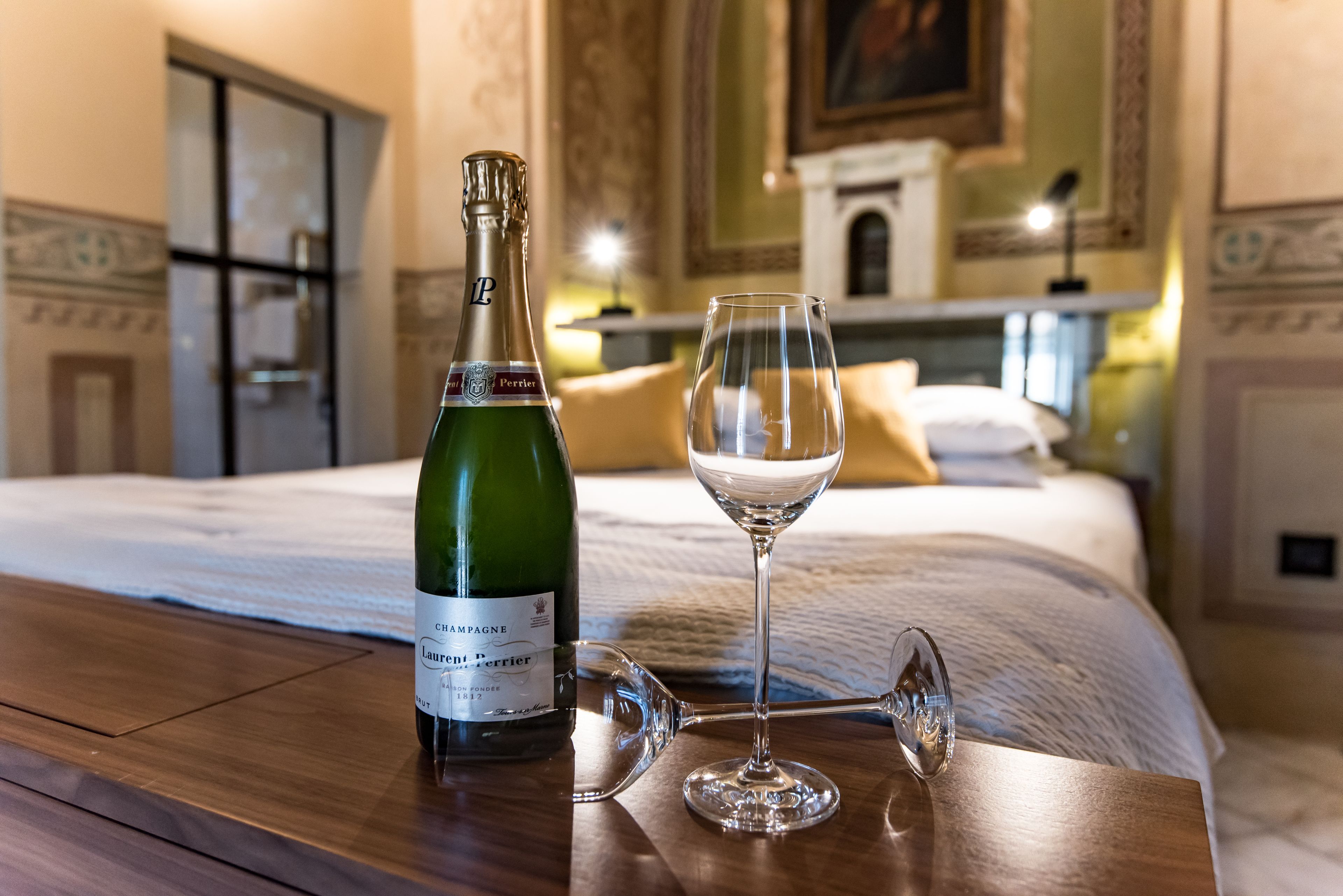 room service – dining