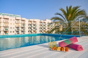 2 outdoor pools, a rooftop pool - Protur Palmeras Playa Hotel - All Inclusive (Sant Llorenc des Cardassar)