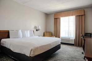 Egyptian cotton sheets, premium bedding, in-room safe, desk - Country Inn & Suites by Radisson, BWI Airport (Baltimore), MD (Linthicum Heights)