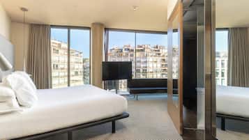 Premium bedding, minibar, in-room safe, desk