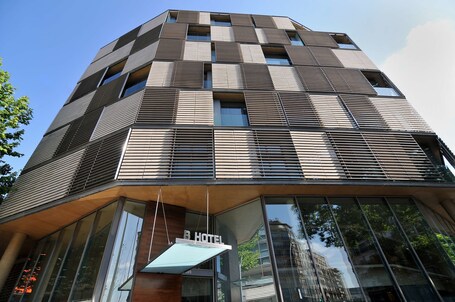 B-Hotel - view 3