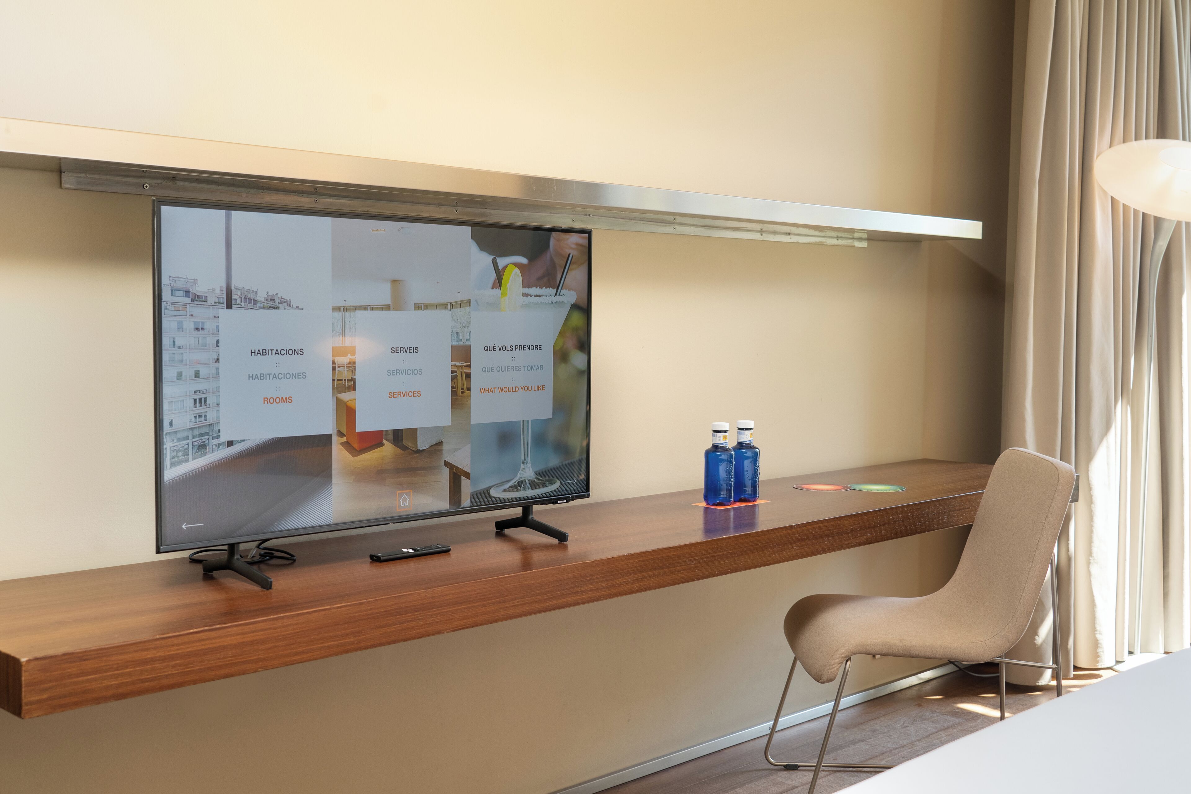 superior room | premium bedding, minibar, in-room safe, desk