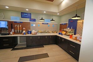 Free buffet breakfast 