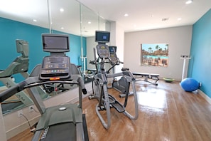 Fitness facility - Holiday Inn Express Hotel & Suites South Padre Island by IHG (South Padre Island)