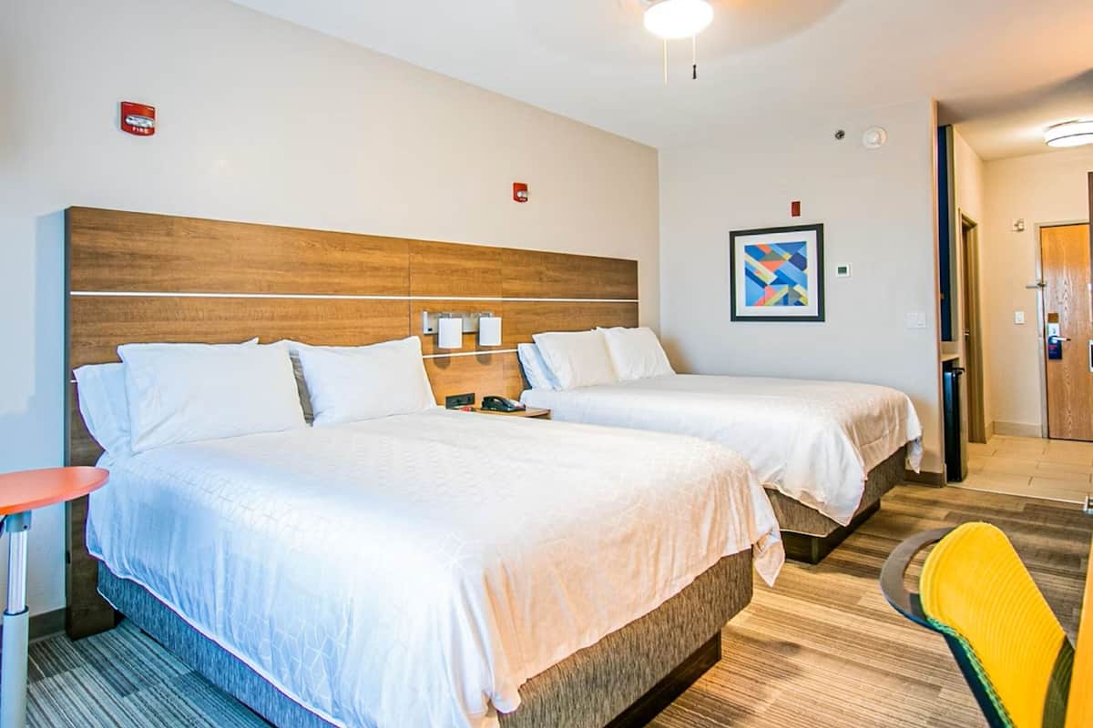 Desk, iron/ironing board, free cots/infant beds, free WiFi