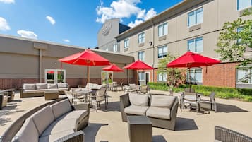 Indoor pool, open 6:00 AM to 11:00 PM, pool loungers