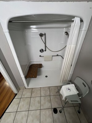 Fasilitas kamar