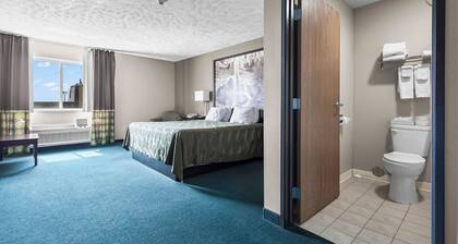 Burgundy Inn & Suites By OYO El Paso