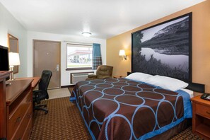 Iron/ironing board, free cribs/infant beds, free WiFi, bed sheets - Super 8 by Wyndham Goodland (Goodland)