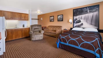 Suite, 1 Queen Bed, Non Smoking