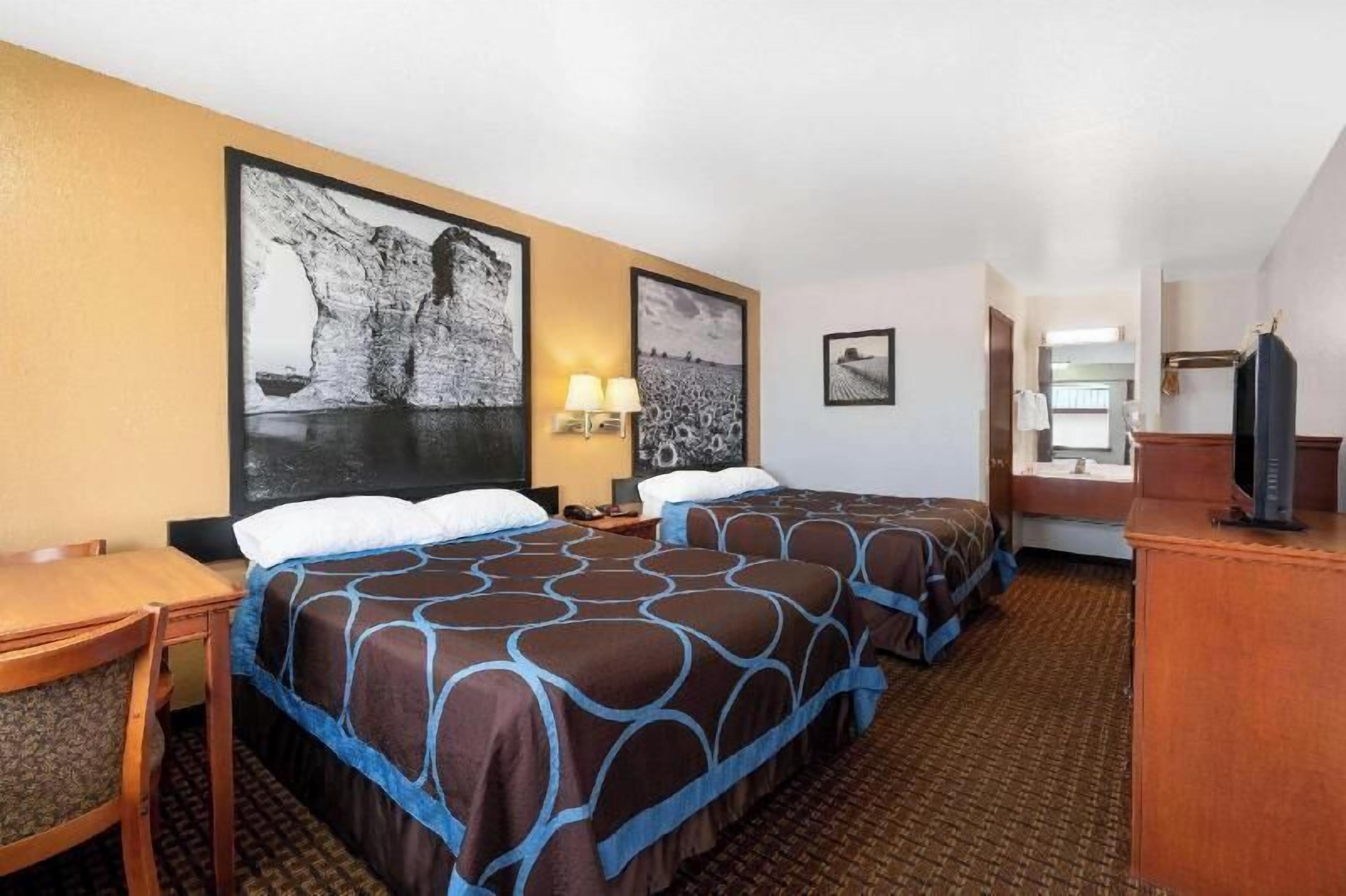 Iron/ironing board, free cots/infant beds, free WiFi, bed sheets