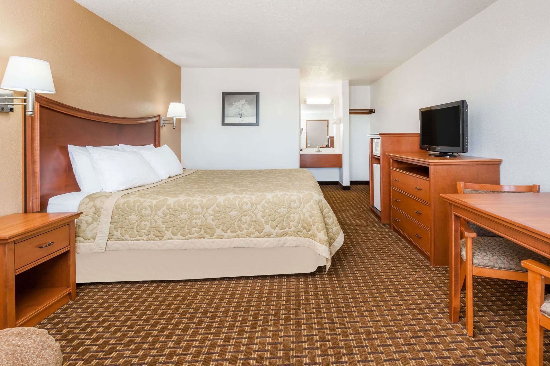 Iron/ironing board, free cots/infant beds, free WiFi, bed sheets
