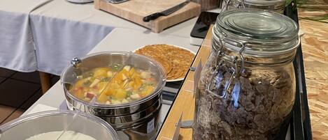 Daily buffet breakfast (EUR 11.90 per person)