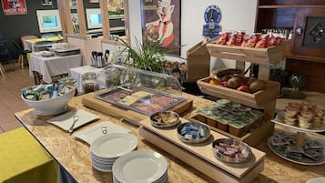 Frukostbuffé varje dag mot avgift