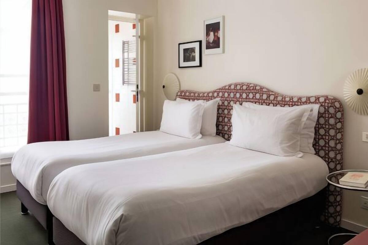 Premium bedding, in-room safe, blackout drapes, soundproofing