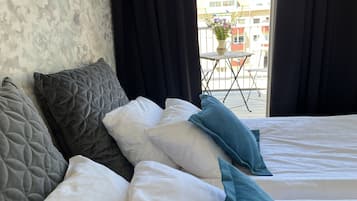 Dobbeltrom – standard | Minibar, blendingsgardiner, wi-fi (inkludert) og sengetøy