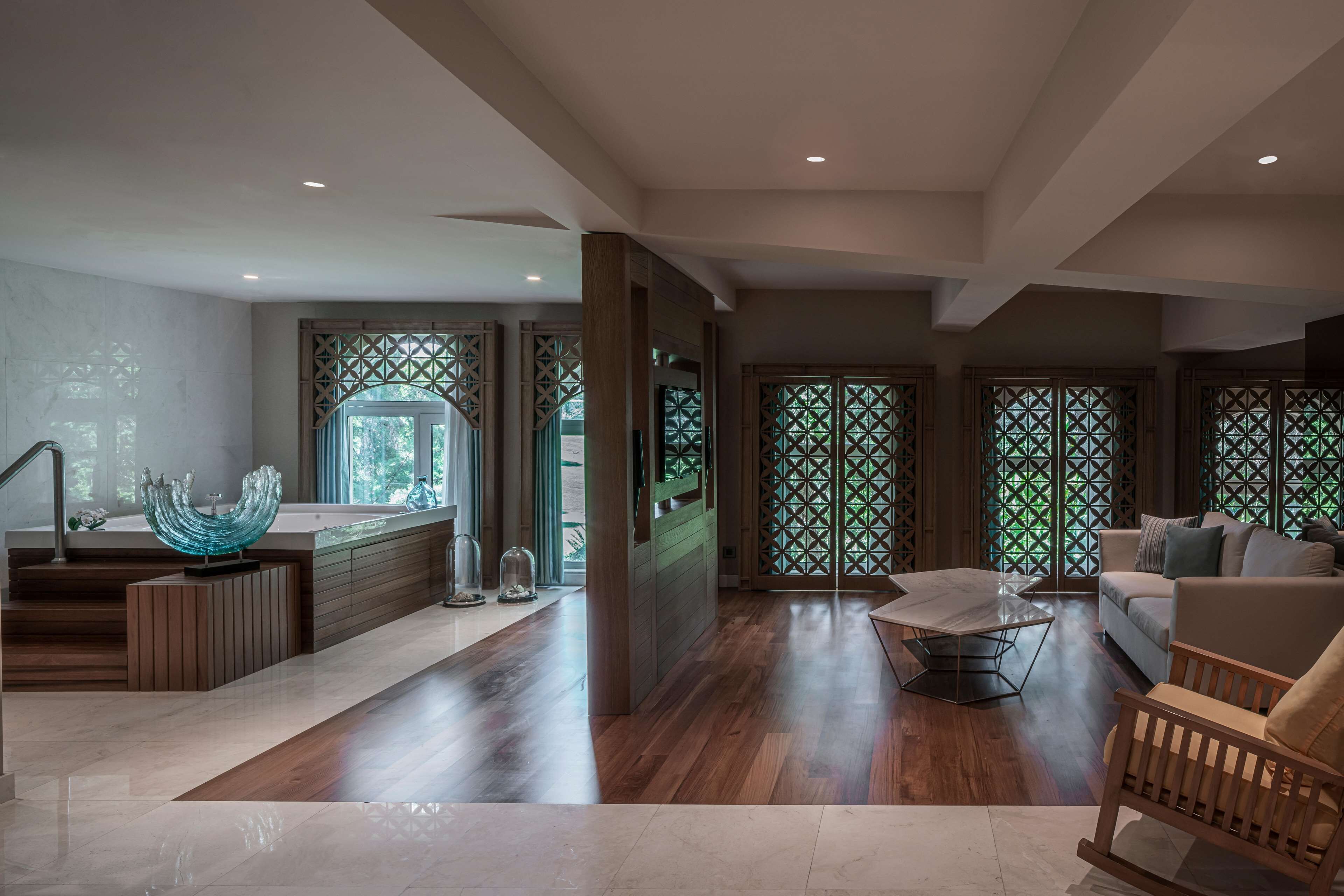 turkish bath/hammam, body treatments, hydrotherapy, aromatherapy