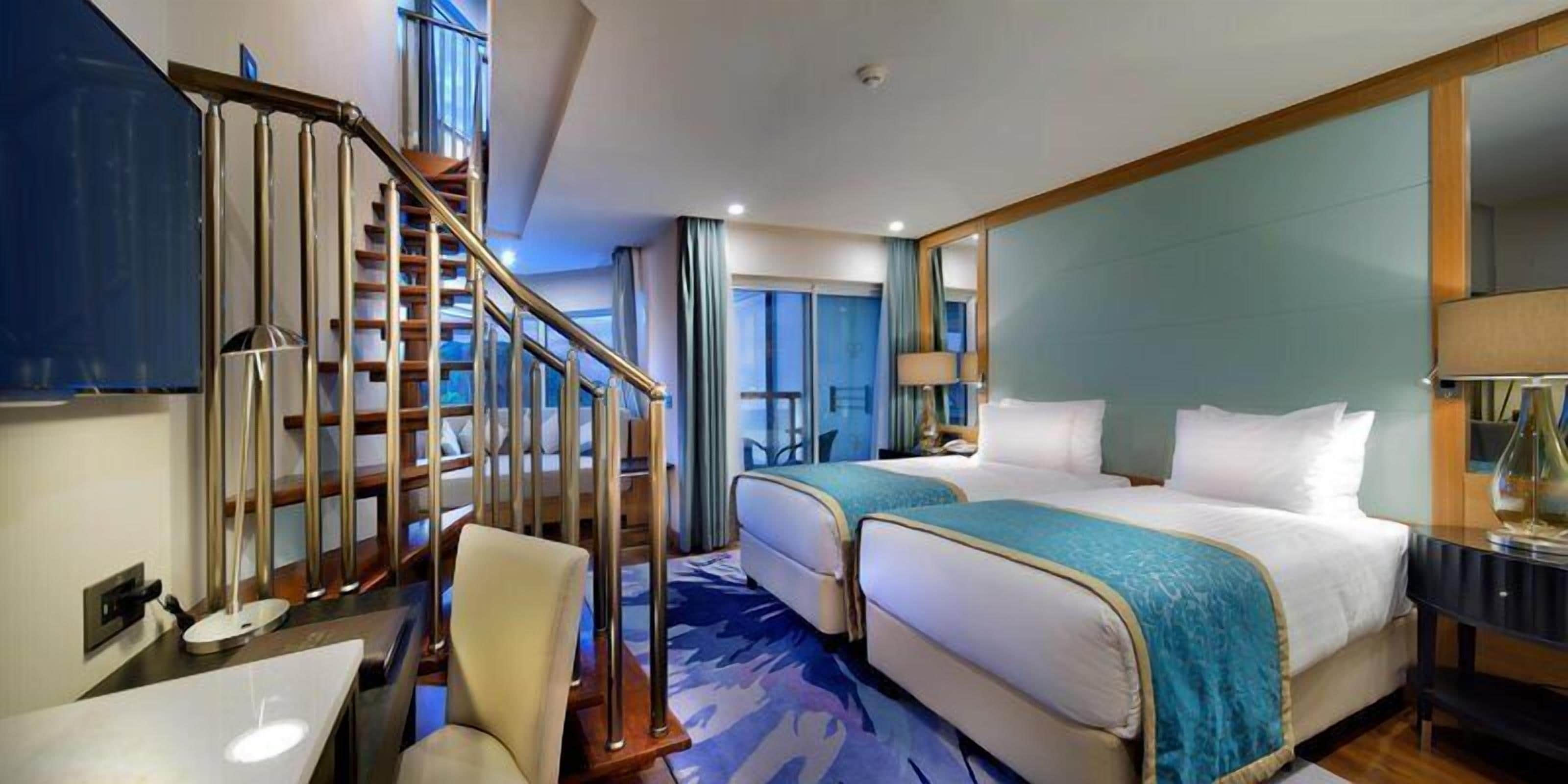 Duplex, 2 Bedrooms | Egyptian cotton sheets, premium bedding, minibar, in-room safe