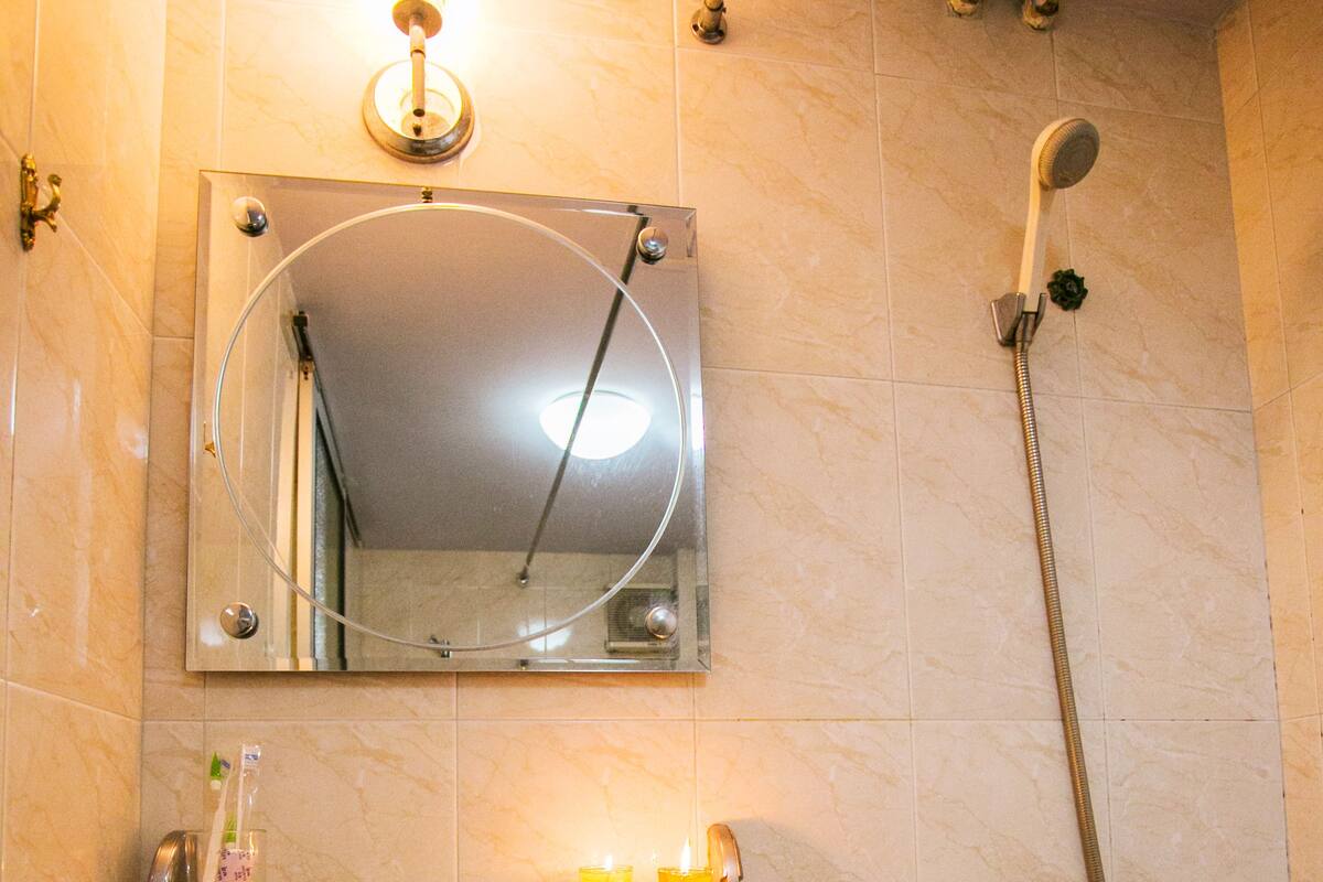 Free toiletries, hair dryer (on request), slippers, towels
